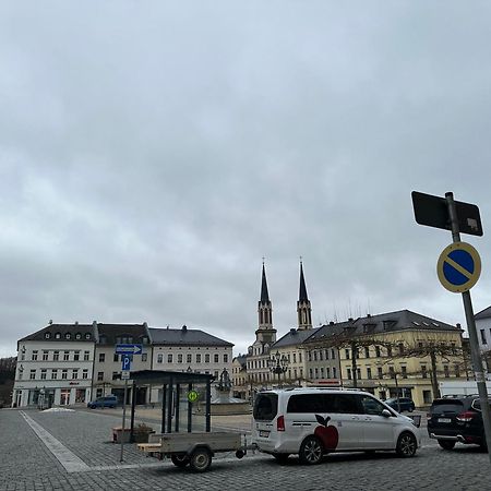 Ein Zimmer Wohnung Am Markt Oelsnitz  Extérieur photo