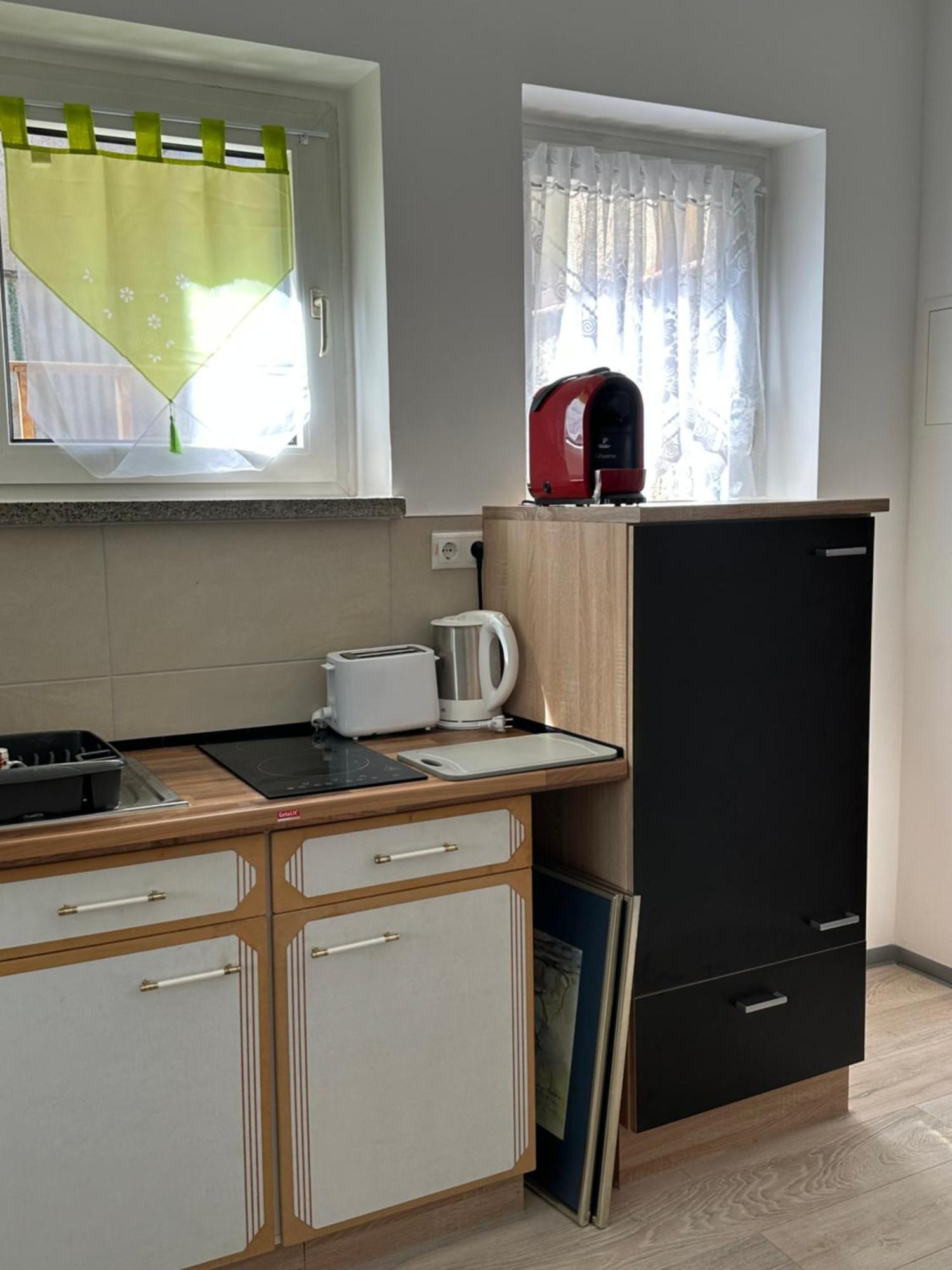 Ein Zimmer Wohnung Am Markt Oelsnitz  Extérieur photo