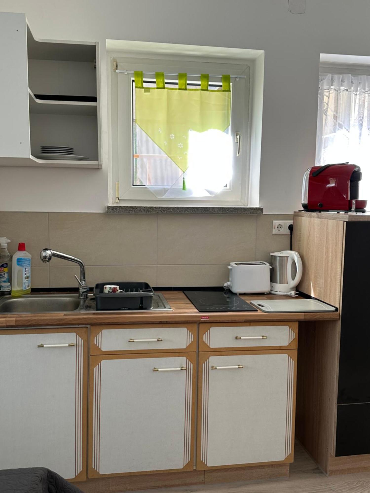 Ein Zimmer Wohnung Am Markt Oelsnitz  Extérieur photo